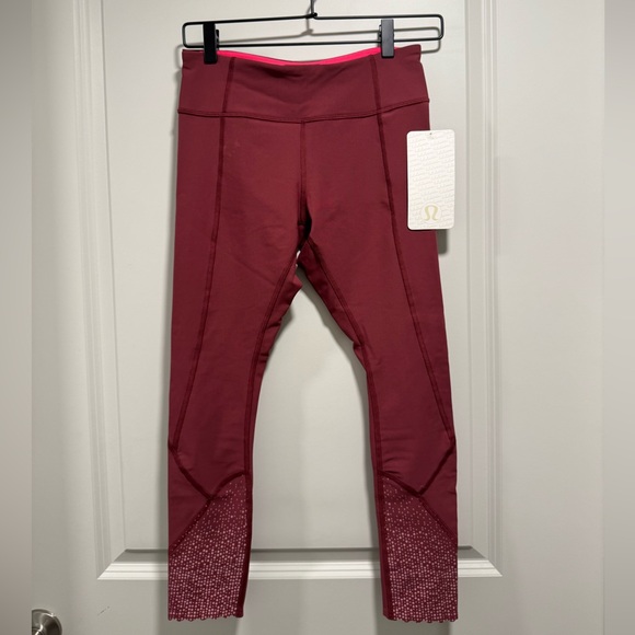 Lululemon Tight Stuff Tight 24” - Picture 4 of 15
